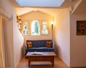 Villa | 4 sovrum, unika möbler och sängkläder