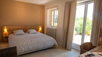 Villa | 4 bedrooms, individually furnished, bed sheets