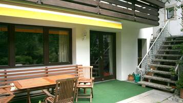 House | Balcony