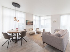 Nhà | Khu ăn uống