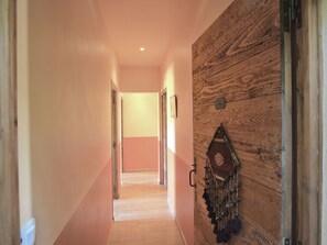 Quầy tiếp tân