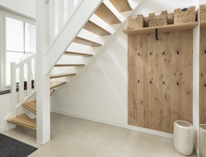 Villa | Interior - Friesland Villa w/ Sauna (Delfstrahuizen)