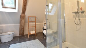 House | Bathroom | Bathtub