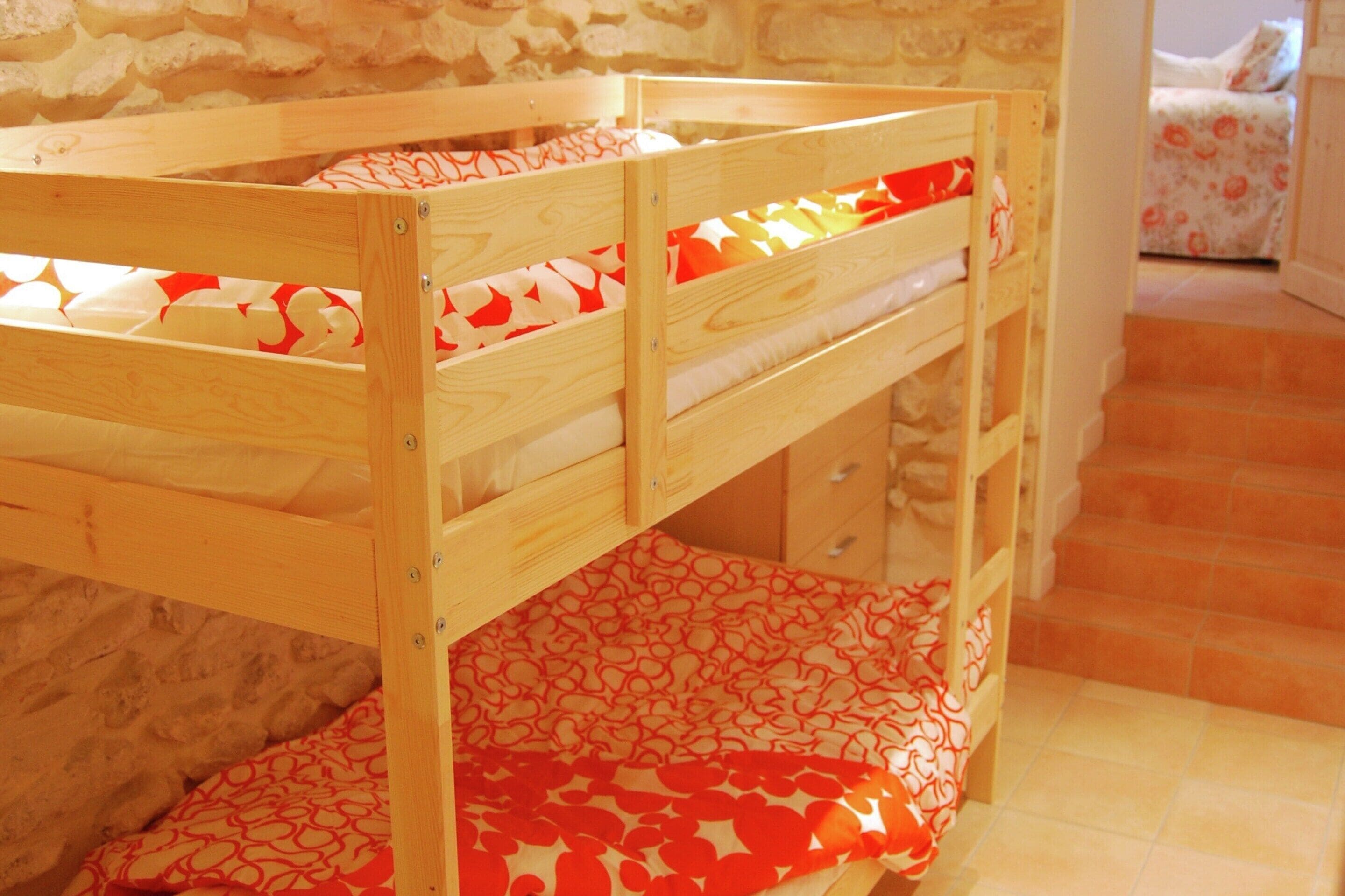 2 bedrooms, individually furnished, bed sheets