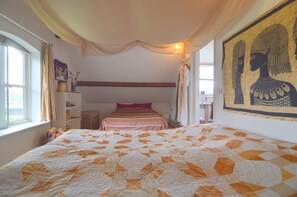 House | 3 bedrooms, individually furnished, iron/ironing board, bed sheets - Holiday Home in Soerendonk With Garden (Soerendonk)