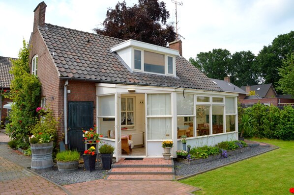 House | Exterior