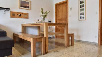 House | Dining