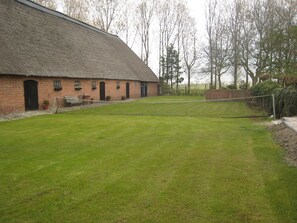 Mobile Home | Garden - Holiday Home in Zuidzande With Sauna (Zuidzande)