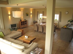 Living room - Holiday Home in Zuidzande With Sauna (Zuidzande)