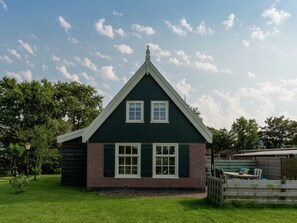 House | Exterior - Holiday Home Near Lutjestrand Beach (Hippolytushoef)