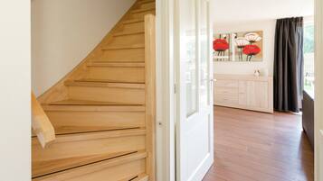House | Reception