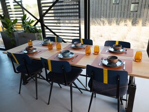 House | Tempat makan