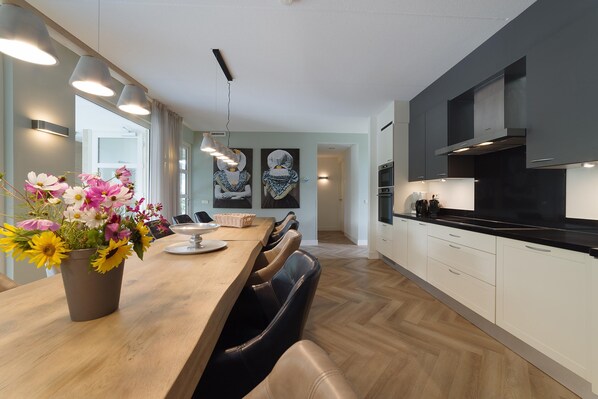 House | Dining - Modern Chalet With Sauna in Colijnsplaat (Colijnsplaat)