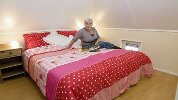 House | 2 bedrooms, individually furnished, bed sheets