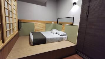 Double Room | Iron/ironing board, bed sheets