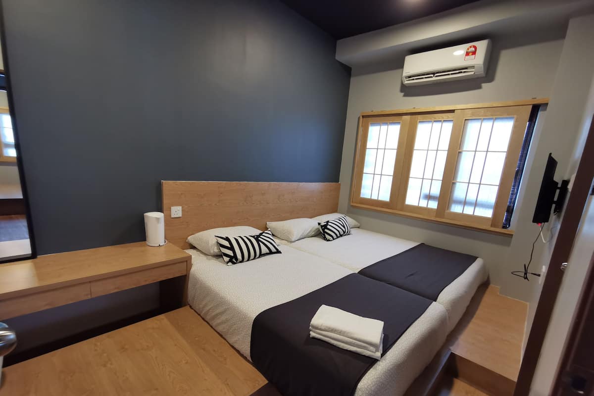 Japanese Triple Room (L)