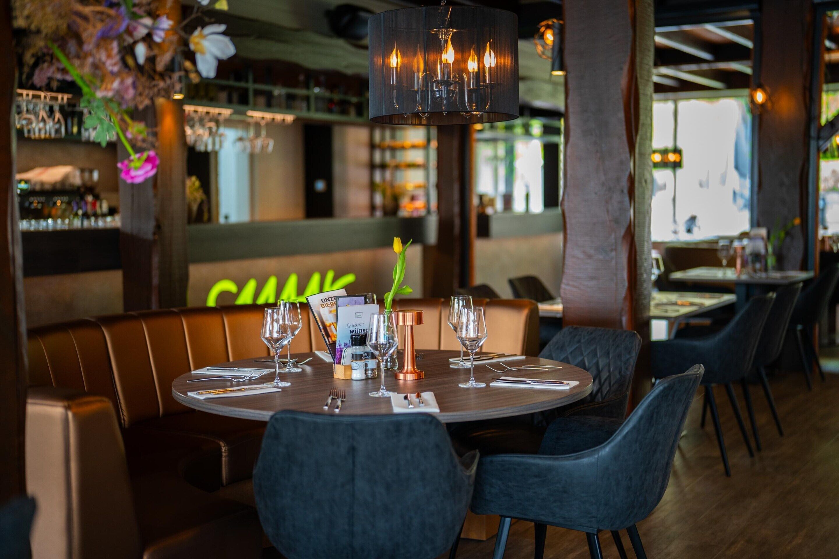 House | Dining