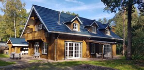 Exterior - Spacious Stay Near Veluwe (Hoenderloo)