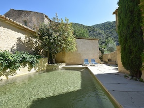 Outdoor pool, a heated pool - Gorgeous Villa in Malaucène With a River Near (Malaucene)