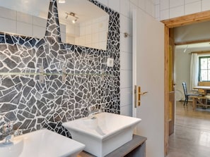 Chalet | Bathroom