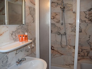 House | Bathroom - Holiday Home Kamperland Near Marina & Beach (Kamperland)