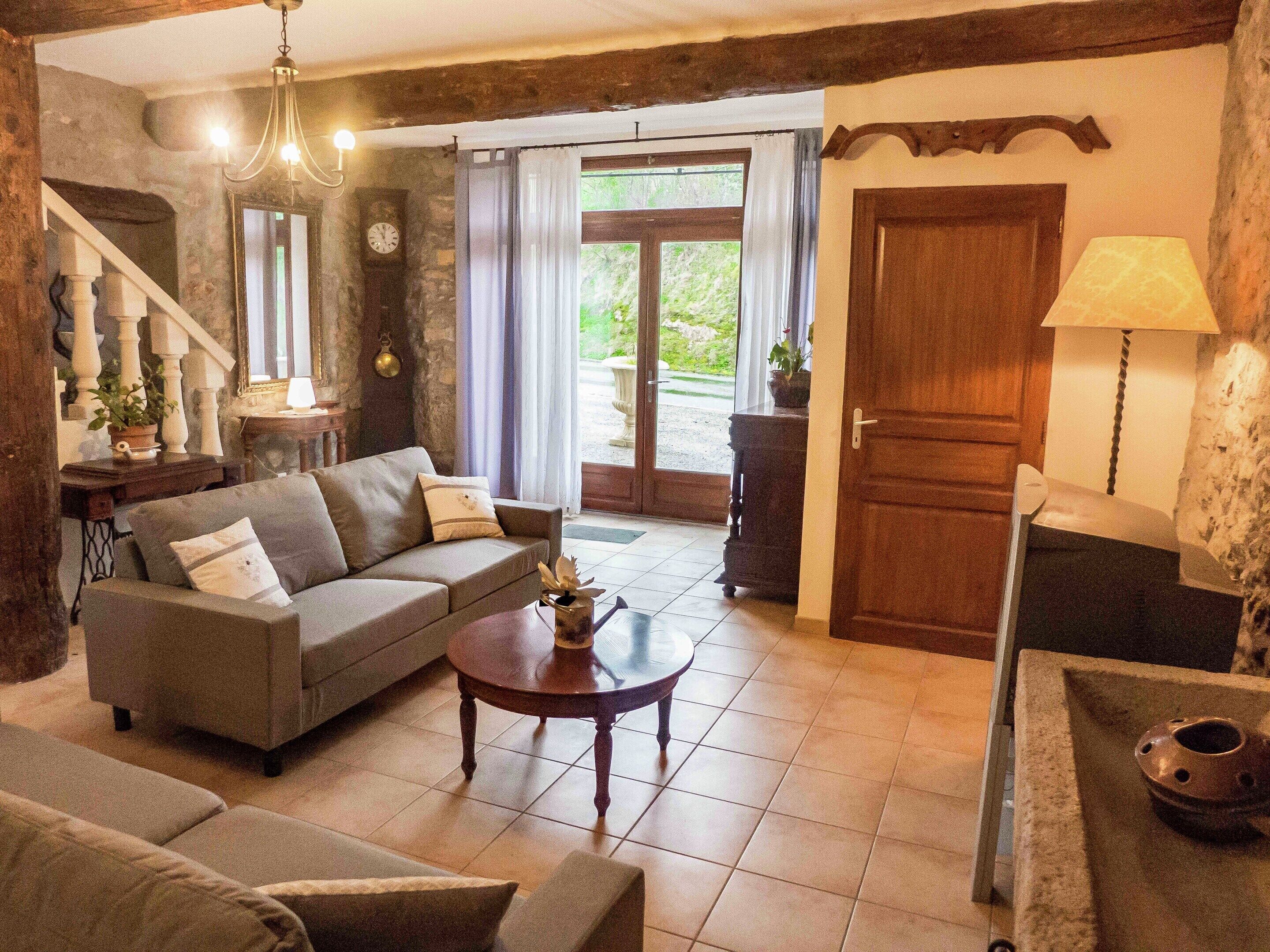 Cottage | Living room