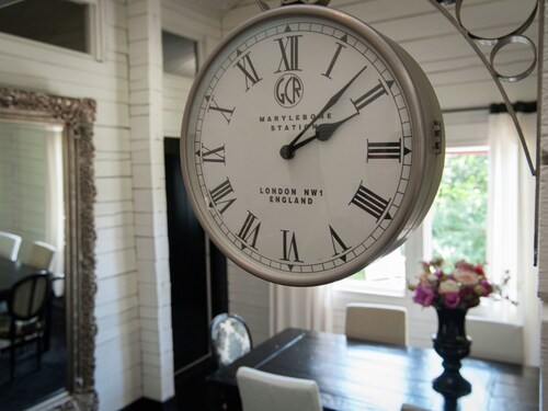 Upscale Mansion in Huisduinen North Holland With Garden