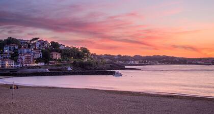 Villa in France Near Beach & Private Pool