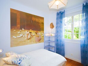 Villa | Room amenity - Villa in France Near Beach & Private Pool (Anglet)