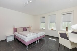 Apartment | 3 bedrooms, bed sheets