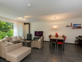 Apartment | Living room