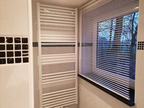 House | Bathroom - Cottage in Leenderstrijp Near Nature Reserve (Leende)