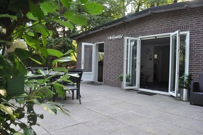 House | Balcony - Cottage in Leenderstrijp Near Nature Reserve (Leende)