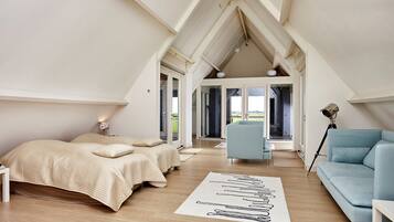 Villa | 9 bedrooms, individually furnished, iron/ironing board, bed sheets