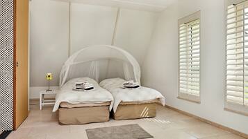 Villa | 9 dormitorios, mobiliario individual, tabla de planchar con plancha