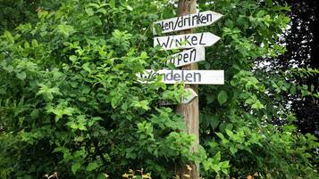 House | Exterior detail