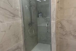 Apartment | Bathroom - Apartment in Nice Near Beaches (Nice)