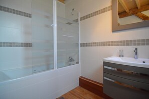 Bathroom - House in Montreuil Near Merlimont Beach (Gouy-Saint-Andre)
