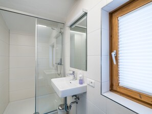 House | Bathroom