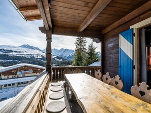 House | Balcony