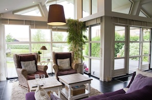 Chalet | Living room - Chalet in Kattendijke Near Eastern Scheldt (Kattendijke)