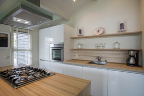 Chalet | Private kitchen - Chalet in Kattendijke Near Eastern Scheldt (Kattendijke)