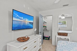 6 bedrooms, iron/ironing board, travel cot, free WiFi
