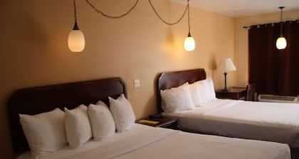Townhouse Motel