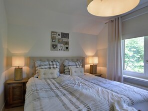 Ferienhaus | 4 Schlafzimmer, individuell eingerichtet