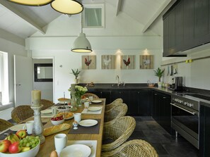 House | Private kitchen | Highchair