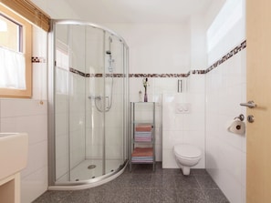 Apartment | Bathroom