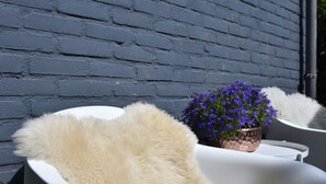 Unclassified image, 4 of 19, button - Hip Summer House in the Centre of Artists' Village Bergen With Terrace (Bergen)
