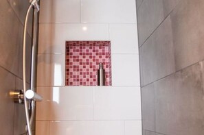 House | Bathroom - Holiday Home in Alphen-chaam With Terrace (Alphen)