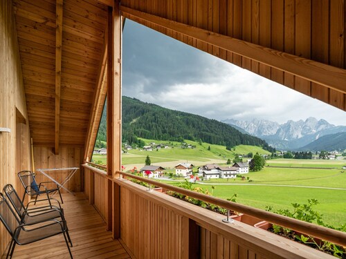 Charming Apartment in Gosau With Shared Sauna